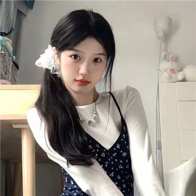 向下扭曲